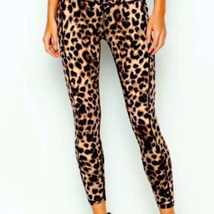 Victoria’s Secret leggings 6